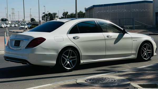 Mercedes-Benz S 550 2014/ White LHD Gasoline AT Sedan 2WD view 2