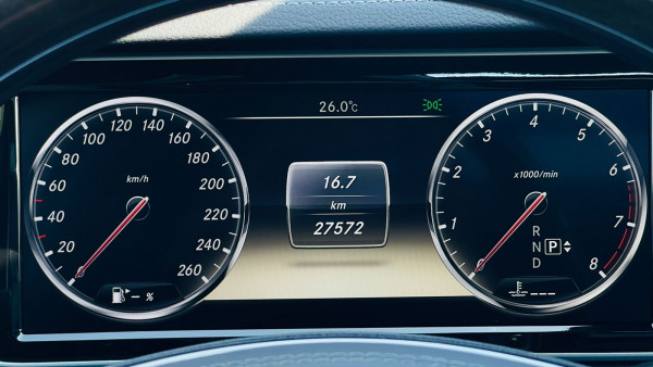 Mercedes-Benz S 550 2014/ White LHD Gasoline AT Sedan 2WD view 37