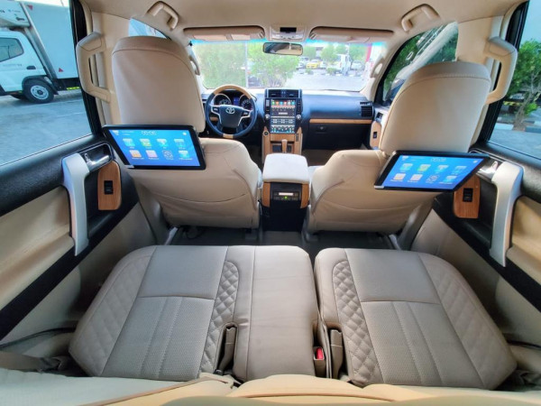 Toyota LAND CRUISER PRADO 2010/ Grey LHD Petrol AT SUV 4WD