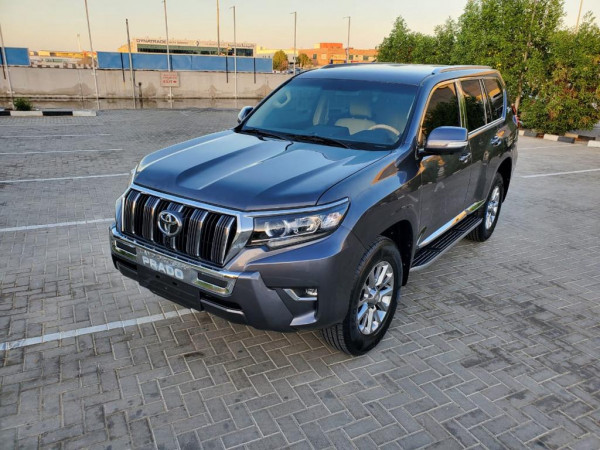 Toyota LAND CRUISER PRADO 2010/ Grey LHD Petrol AT SUV 4WD view 3