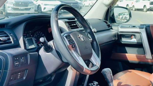 Toyota 4-Runner 2015/ Black LHD Petrol AT SUV 4WD view 4