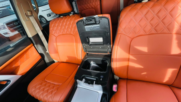 Toyota Land Cruiser 2008/ Black LHD Petrol AT SUV 4WD view 5