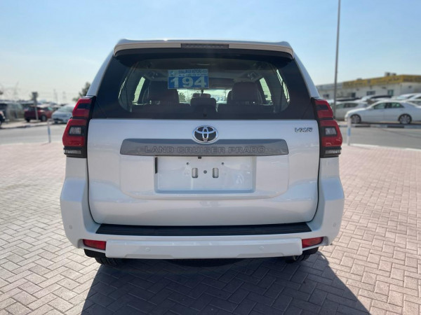 Toyota LAND CRUISER PRADO 2018/2 White LHD Petrol AT SUV 4WD view 12