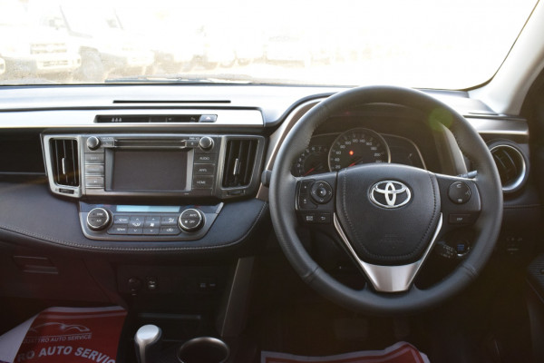 Toyota RAV 4 2014/ White RHD Gasoline AT SUV 2WD view 7