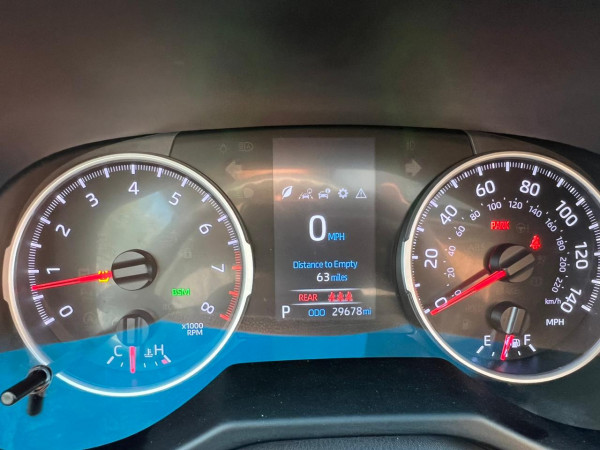 Toyota RAV 4 2019/6 White LHD Petrol AT SUV 4WD view 2