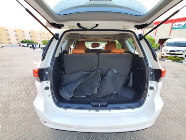 Toyota Fortuner 2019  Pearl White LHD Gasoline AT SUV 4WD view 2