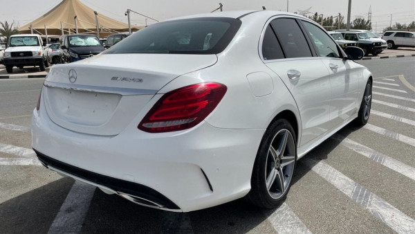 Mercedes-Benz C 180 2018  White RHD Petrol AT Sedan 2WD view 3