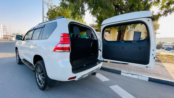 Toyota LAND CRUISER PRADO 2016/ Pearl White RHD Diesel AT SUV 4WD view 13