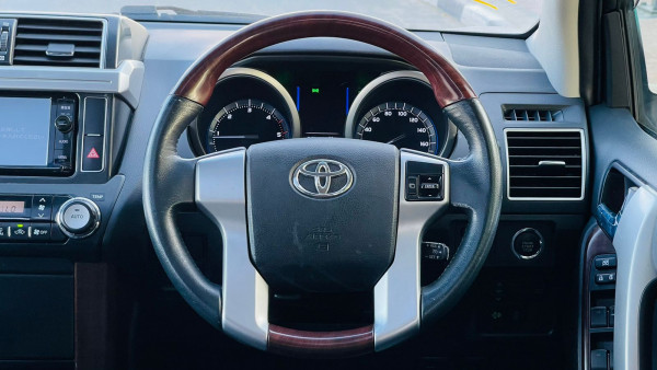 Toyota LAND CRUISER PRADO 2016/ Pearl White RHD Diesel AT SUV 4WD view 19