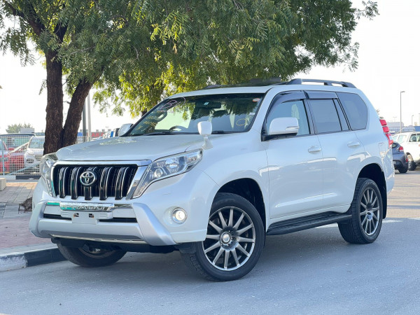 Toyota LAND CRUISER PRADO 2016/ Pearl White RHD Diesel AT SUV 4WD view 27