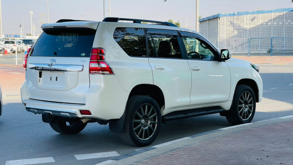 Toyota LAND CRUISER PRADO 2016/ Pearl White RHD Diesel AT SUV 4WD view 28