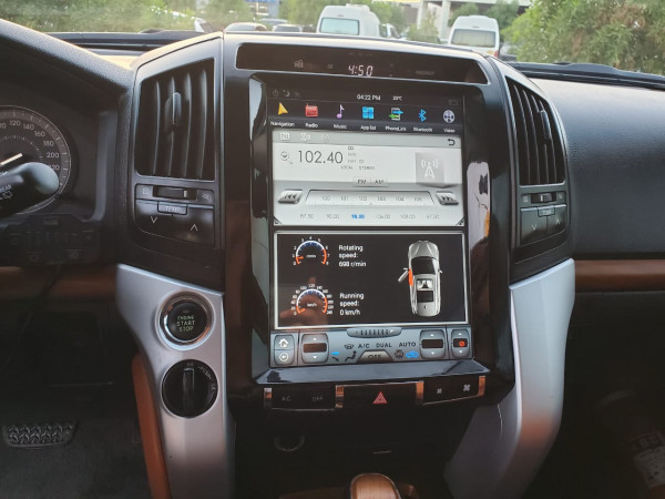 Toyota Land Cruiser 2012 01 Black LHD Gasoline AT SUV 4WD view 3