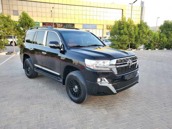 Toyota Land Cruiser 2012 01 Black LHD Gasoline AT SUV 4WD view 13