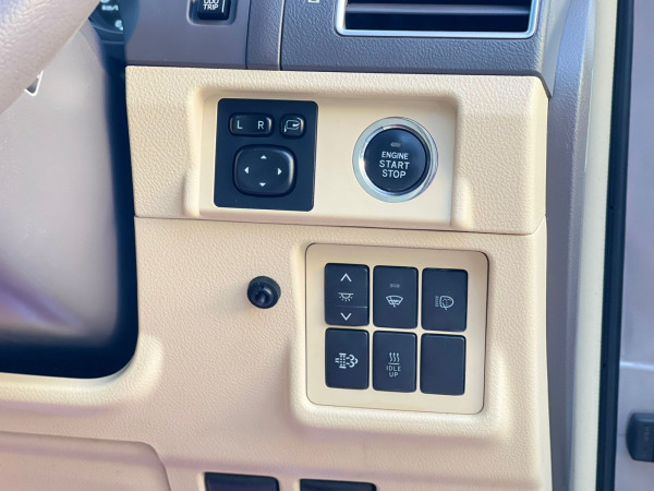 Toyota LAND CRUISER PRADO 2017/ Bronze RHD Diesel AT SUV 4WD view 17