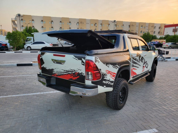 Toyota Hilux 2016  Pearl White LHD Gasoline AT Pickup 4WD view 7