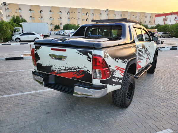 Toyota Hilux 2016  Pearl White LHD Gasoline AT Pickup 4WD view 16