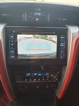 Toyota Fortuner 2016/7 Black LHD Gasoline AT SUV 4WD view 3