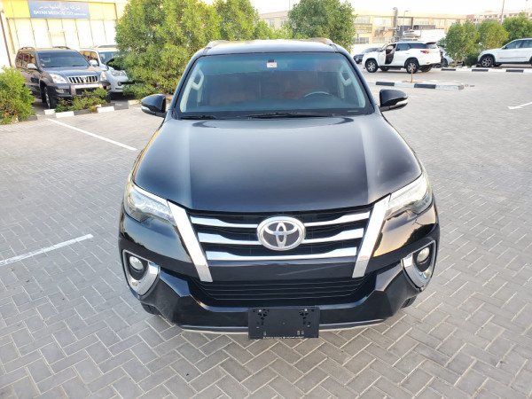 Toyota Fortuner 2016/7 Black LHD Gasoline AT SUV 4WD view 14