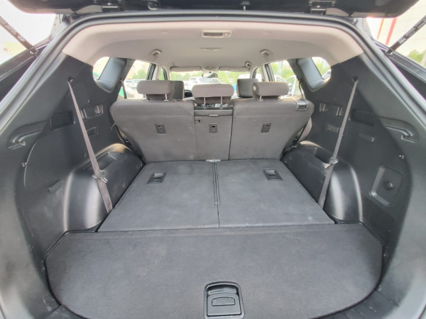 Toyota Santa Fe 2017  Black LHD Gasoline AT SUV 4WD view 2