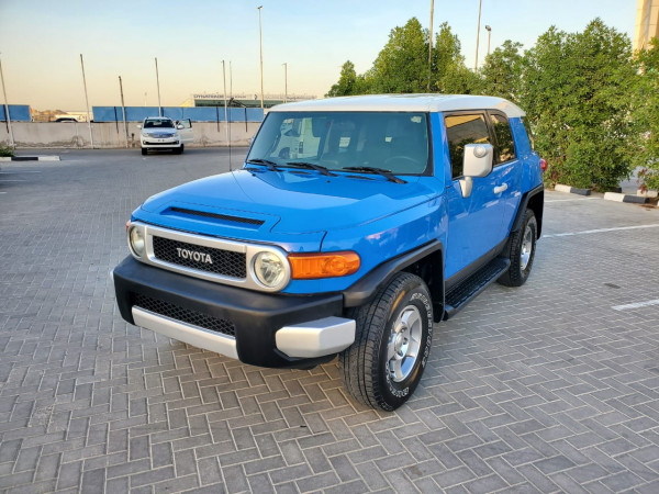 Toyota FJ Cruiser 2008/6 Blue LHD Petrol AT SUV 4WD view 4