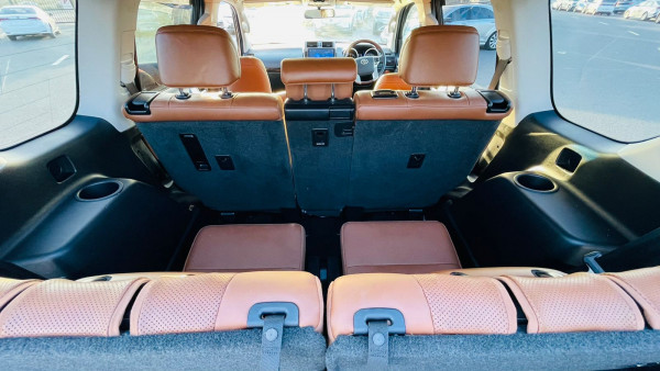 Toyota LAND CRUISER PRADO 2016  Bronze RHD Diesel AT SUV 4WD view 22