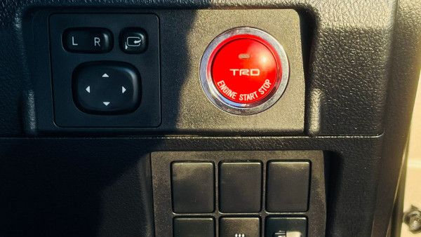 Toyota LAND CRUISER PRADO 2016  Bronze RHD Diesel AT SUV 4WD view 29