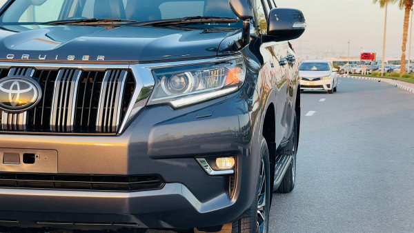 Toyota LAND CRUISER PRADO 2018/ Grey RHD Diesel AT SUV 4WD view 2