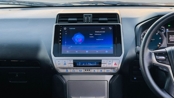 Toyota LAND CRUISER PRADO 2018/ Grey RHD Diesel AT SUV 4WD view 6