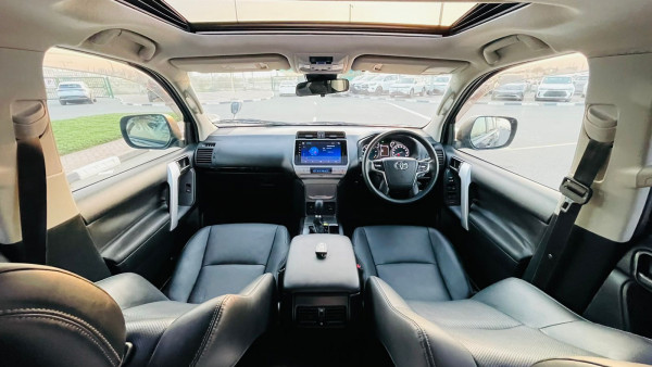 Toyota LAND CRUISER PRADO 2018/ Grey RHD Diesel AT SUV 4WD view 15