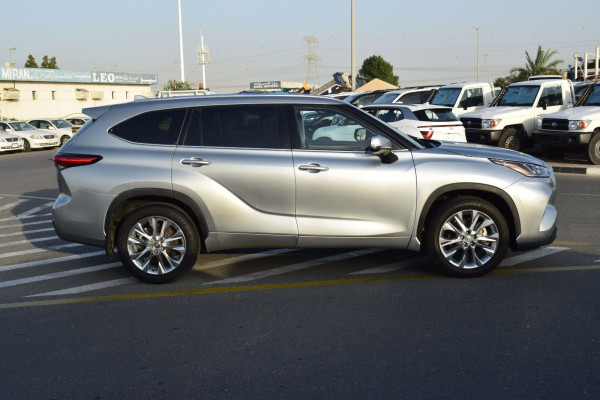 Toyota Kluger 2021/ Silver RHD Petrol AT SUV 4WD view 19