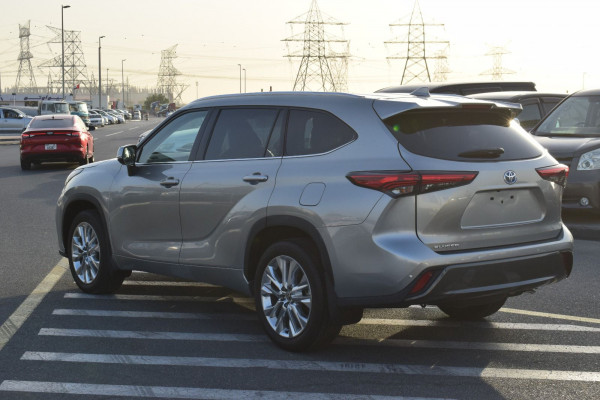 Toyota Kluger 2021/ Silver RHD Petrol AT SUV 4WD view 22