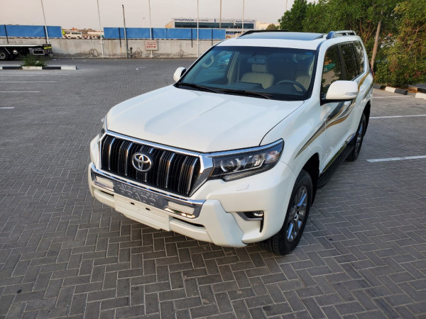 Toyota LAND CRUISER PRADO 2019  White LHD Gasoline AT SUV 4WD