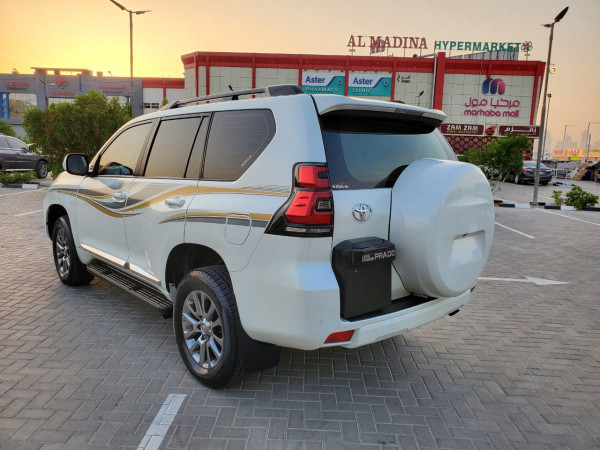 Toyota LAND CRUISER PRADO 2019  White LHD Gasoline AT SUV 4WD view 15