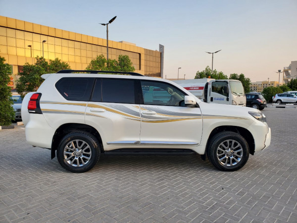 Toyota LAND CRUISER PRADO 2019  White LHD Gasoline AT SUV 4WD view 16
