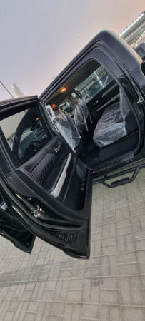 Toyota Tundra 2019  Black LHD Petrol AT Pickup 4WD view 7