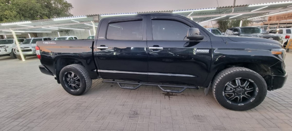 Toyota Tundra 2019  Black LHD Petrol AT Pickup 4WD view 16