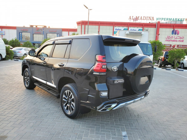 Toyota LAND CRUISER PRADO 2013/ Black LHD Petrol AT SUV 4WD view 6