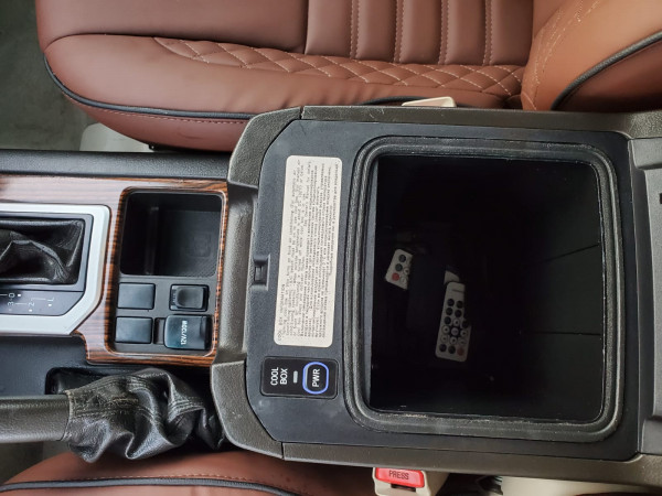 Toyota LAND CRUISER PRADO 2013/ Black LHD Petrol AT SUV 4WD view 12