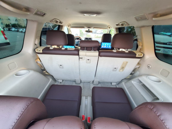 Toyota LAND CRUISER PRADO 2010  Grey LHD Petrol AT SUV 4WD view 4