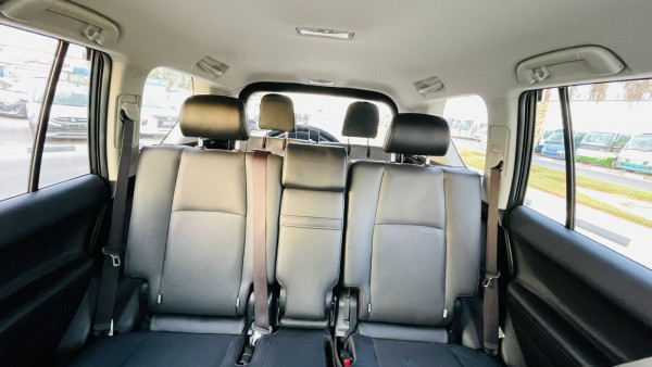 Toyota Prado 2017  Black RHD Diesel AT SUV 4WD view 5