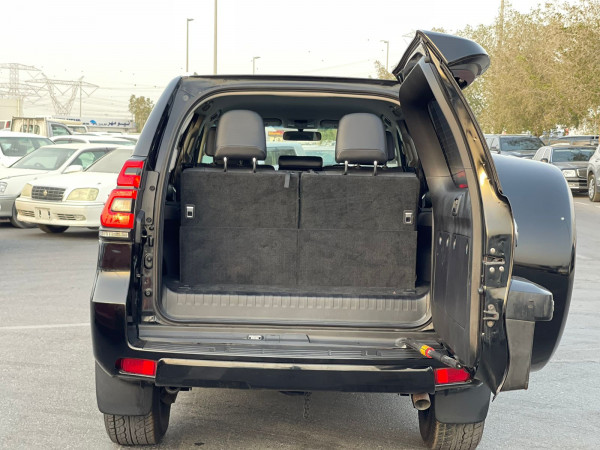 Toyota Prado 2017  Black RHD Diesel AT SUV 4WD view 7