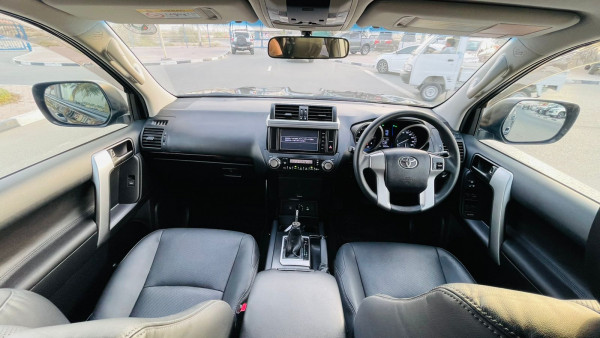 Toyota Prado 2017  Black RHD Diesel AT SUV 4WD view 12