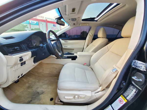 Lexus ES 350 2013  Black LHD Petrol AT Sedan 2WD view 7