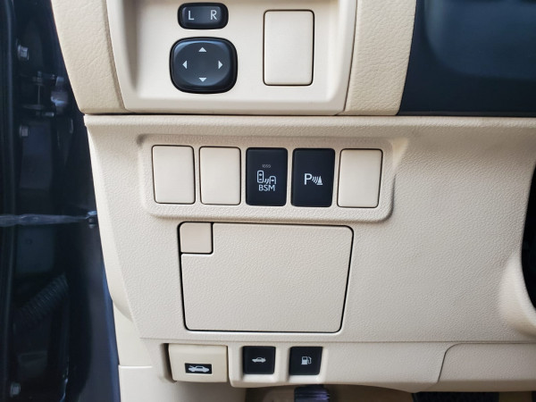 Lexus ES 350 2013  Black LHD Petrol AT Sedan 2WD view 9