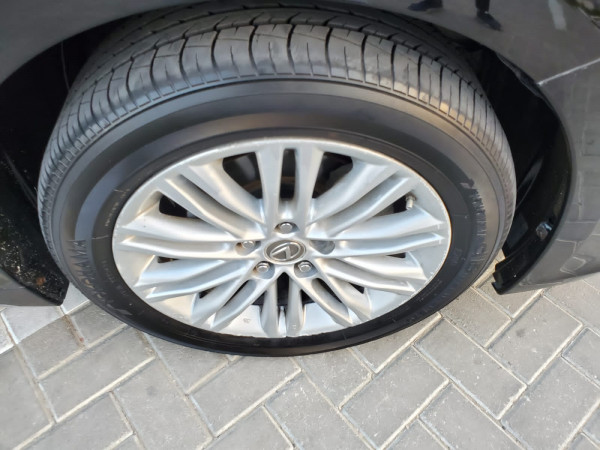 Lexus ES 350 2013  Black LHD Petrol AT Sedan 2WD view 21
