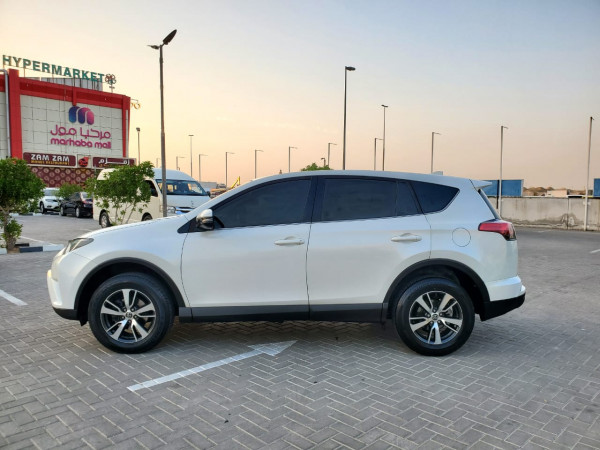 Toyota RAV 4 2018  White LHD Petrol AT SUV 2WD view 6