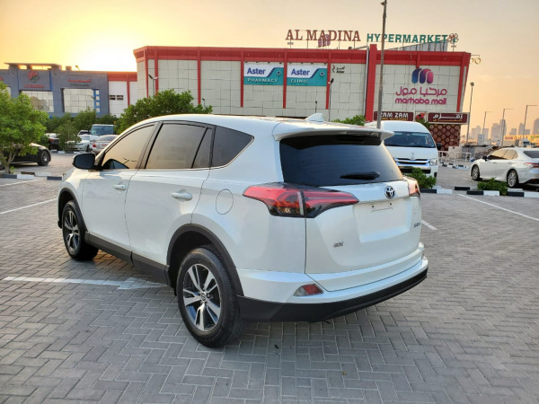 Toyota RAV 4 2018  White LHD Petrol AT SUV 2WD view 7