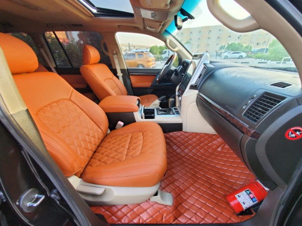 Toyota Land Cruiser 2010/5 Black LHD Petrol AT SUV 4WD view 15