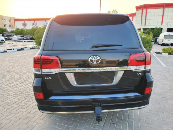 Toyota Land Cruiser 2010/5 Black LHD Petrol AT SUV 4WD view 21