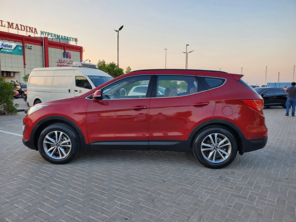 Hyundai Santa Fe 2015/ Red LHD Petrol AT SUV 4WD view 4